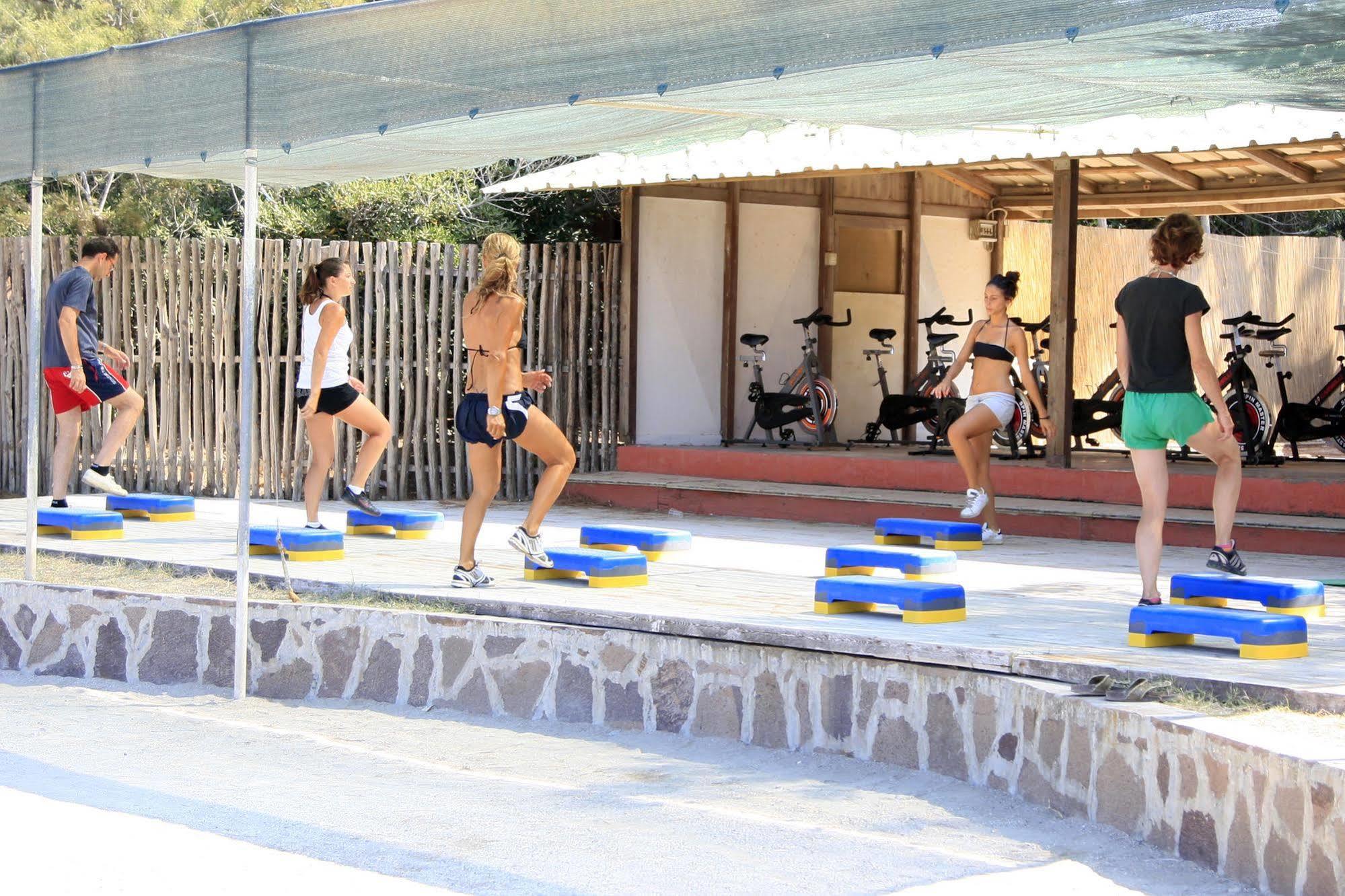 Villaggio Club Cecina Marina di Cecina Exterior foto